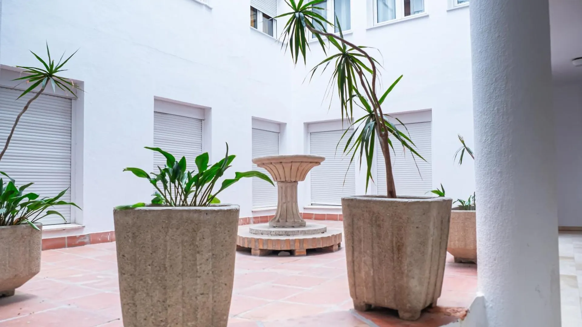 City Centre Granados Apartment Malaga